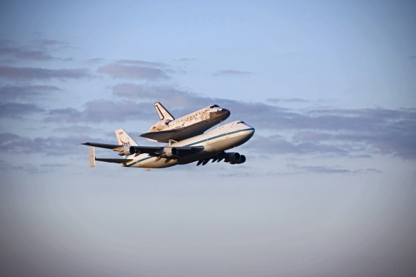 Последний полет Дискавери (nasa.gov) Последний полет Дискавери (nasa.gov)