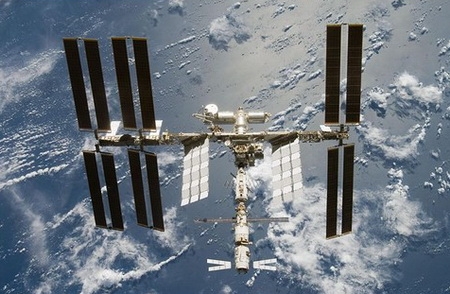 МКС ждет «гостей» (Фото — roscosmos.ru) МКС ждет «гостей» (Фото — roscosmos.ru)