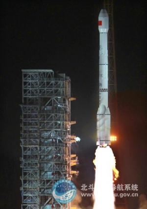 Запуск ракеты-носителя (space.com) Запуск ракеты-носителя (space.com)