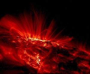 Вспышка на Солнце - один из механизмов изменения яркости светила (wikipedia.org)