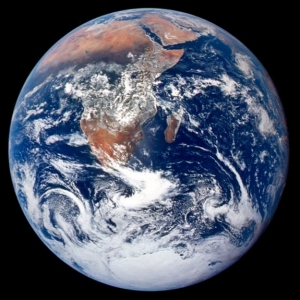 Снимок Аполлона-17 (space.com)