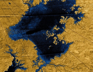 Озеро и впадающие в него реки на северном полюсе Титана (space.com)