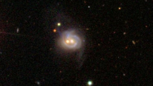 Две сближающиеся черные дыры (nasa.gov) Две сближающиеся черные дыры (nasa.gov)