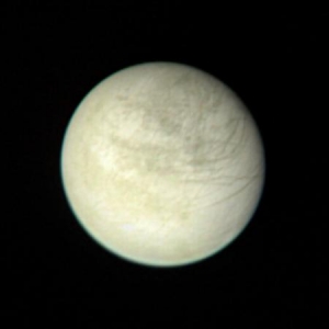 Европа на снимке Вояджера 1 (wikipedia.org) Европа на снимке Вояджера 1 (wikipedia.org)