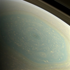 Ураган Сатурна (esa.int) Ураган Сатурна (esa.int)
