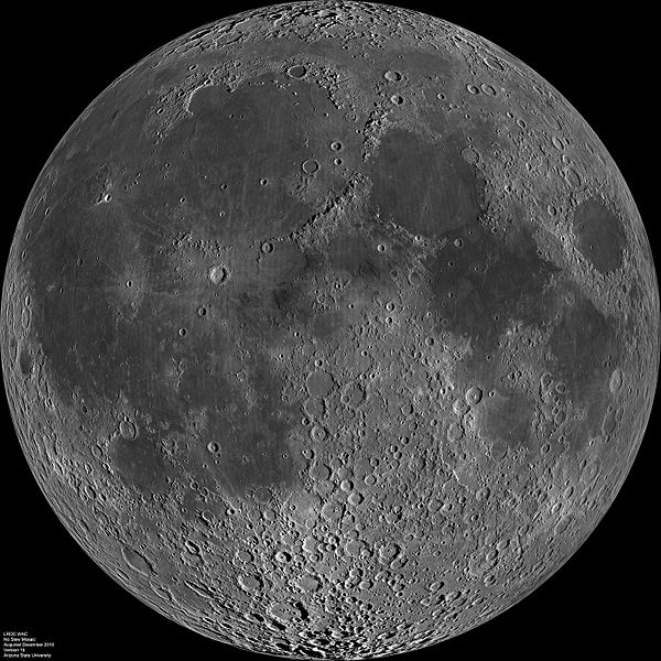 Ближняя сторона Луны (wikipedia.org) Ближняя сторона Луны (wikipedia.org)