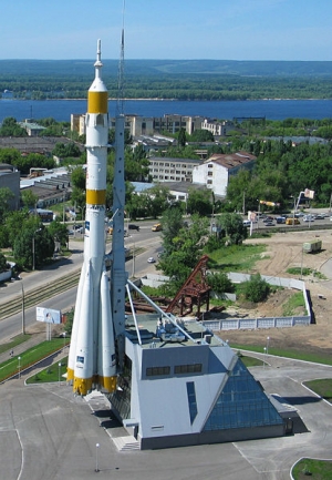 Памятник ракете в Самаре (wikipedia.org) Памятник ракете в Самаре (wikipedia.org)