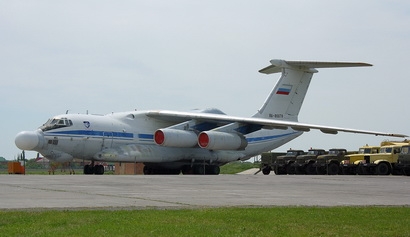 Своеобразный носовой обтекатель, «горб». Все в наличии (Изображение — russianplanes.net) Своеобразный носовой обтекатель, «горб». Все в наличии (Изображение — russianplanes.net)