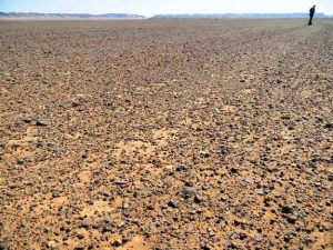 Пустыня Марокко, используемая специалистами проекта ExoMars для тестирования ровера с условиях поверхности красной планеты (space.com)