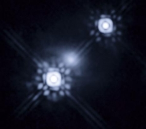 Свет от квазара, прошедший через гравитационную линзу (sciencedaily.com) Свет от квазара, прошедший через гравитационную линзу (sciencedaily.com)