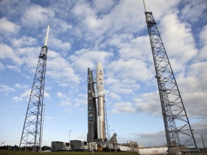 Ракета-носитель Атлас 5 на старте (nasa.gov) Ракета-носитель Атлас 5 на старте (nasa.gov)