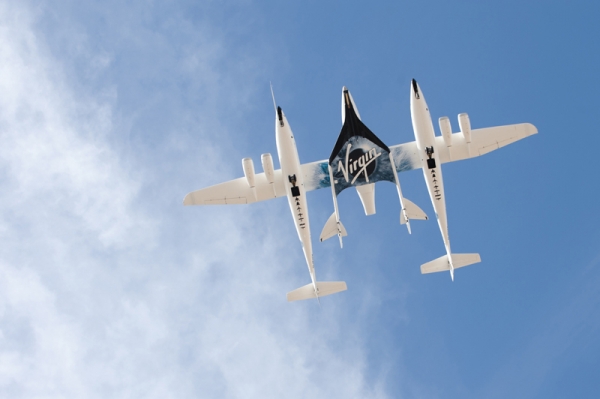 Полет WhiteKnightTwo/SpaceShipTwo (space.com)