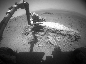 Opportunity изучает камень Тисдейл-2 при помощи роботизированной руки (space.com) Opportunity изучает камень Тисдейл-2 при помощи роботизированной руки (space.com)
